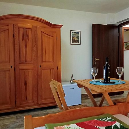 Apartments And Rooms Bova Baška Dış mekan fotoğraf