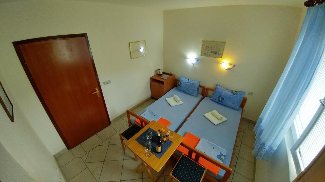 Apartments And Rooms Bova Baška Dış mekan fotoğraf