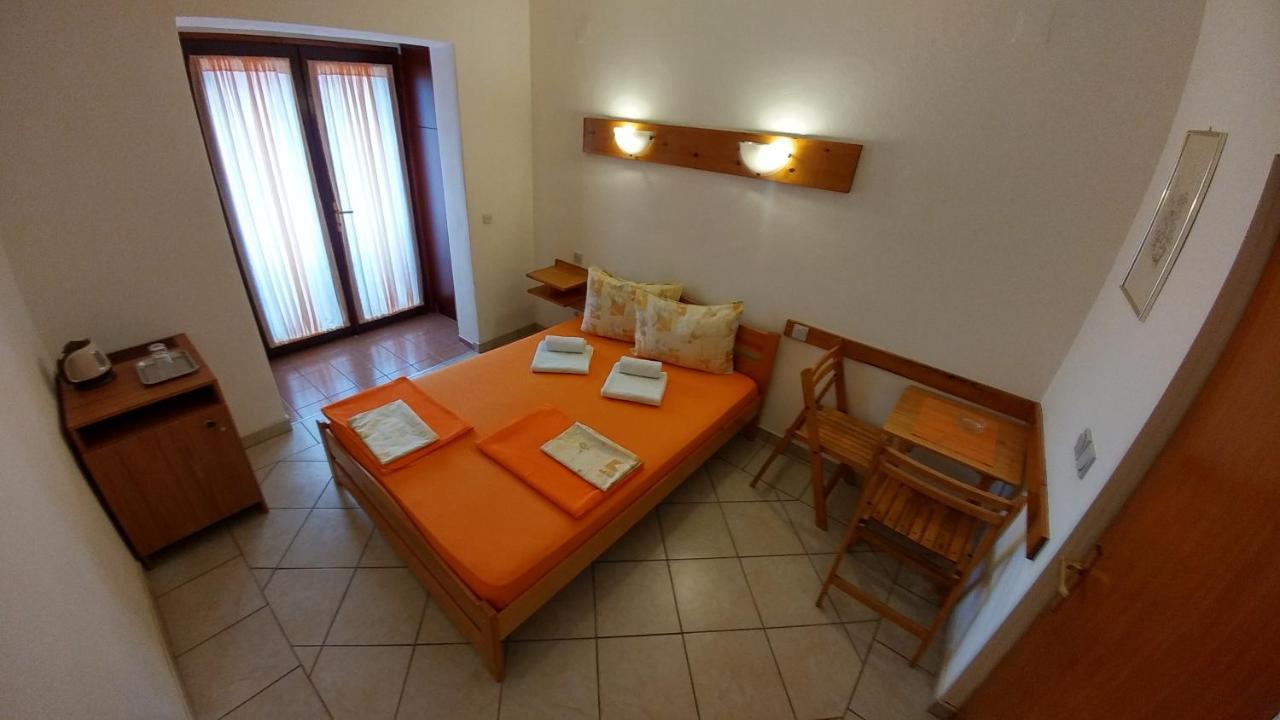 Apartments And Rooms Bova Baška Dış mekan fotoğraf