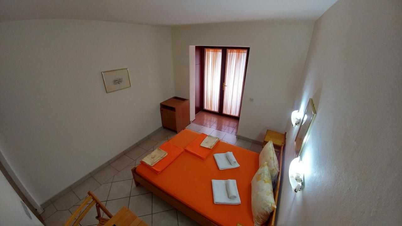 Apartments And Rooms Bova Baška Dış mekan fotoğraf